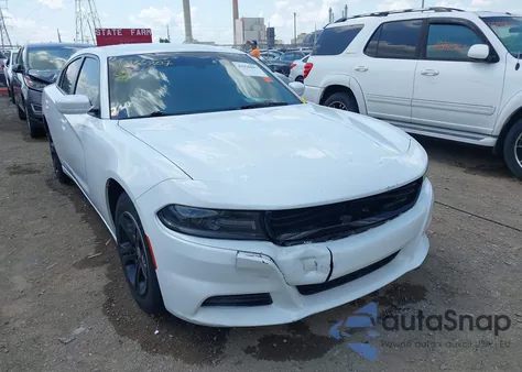 2019 Dodge Charger Sxt z USA, uszkodzony, nr VIN 2C3CDXBG4KH623726